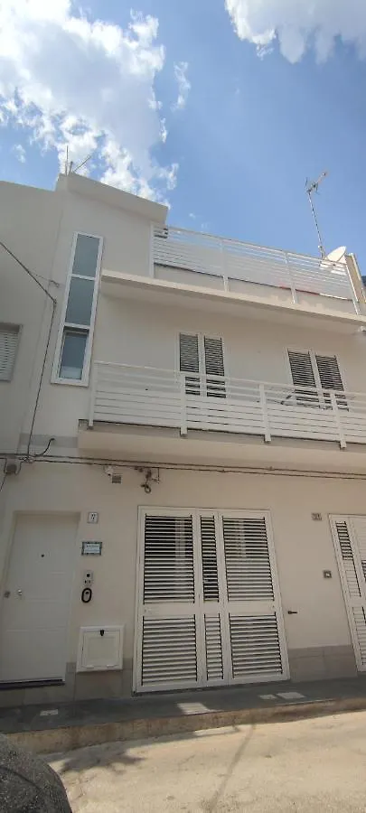 Donna Beatrice Amare Beach House Donnalucata  Italy